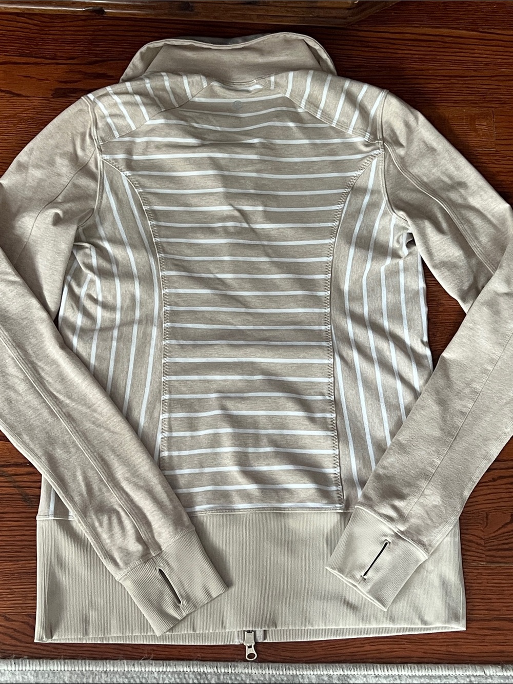 lululemon athletica Beige Striped Bomber Jacket size 10 - Picture 5 of 10